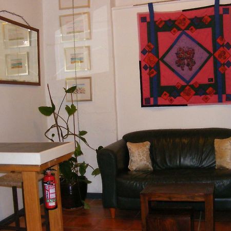 Trevalia Accommodation Penwortham エクステリア 写真