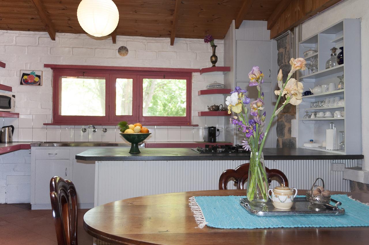 Trevalia Accommodation Penwortham エクステリア 写真